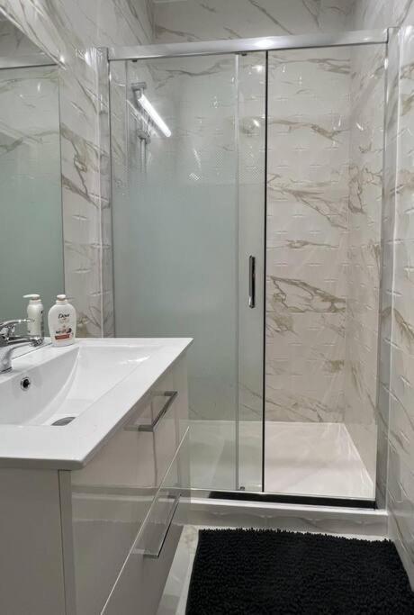 Superbe Appartement Proche Paris Gentilly Exterior foto